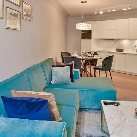 Navigator- Nadmorskie Tarasy Port *