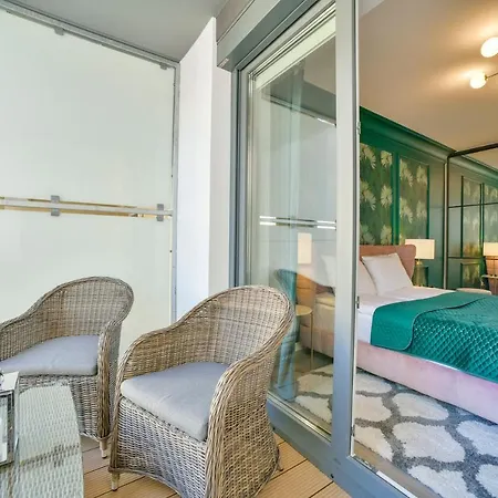 Navigator- Nadmorskie Tarasy Port Kołobrzeg