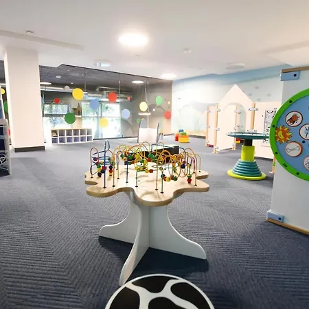 Navigator- Nadmorskie Tarasy Port *