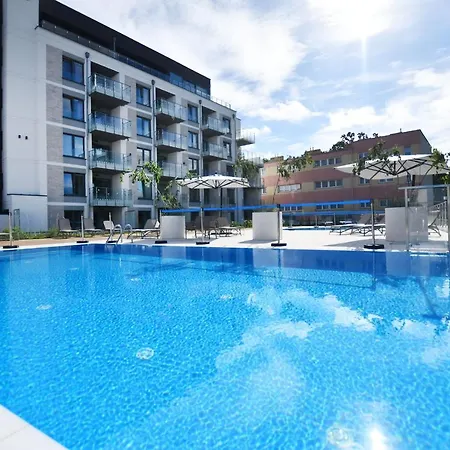 Navigator- Nadmorskie Tarasy Port * Kołobrzeg